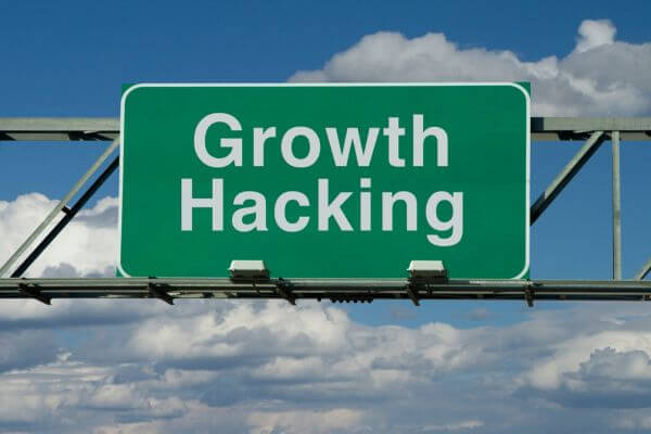 Desencadeando-um-Crescimento-Explosivo-O-Poder-do-Growth-Hacking-para-o-seu-Negócio